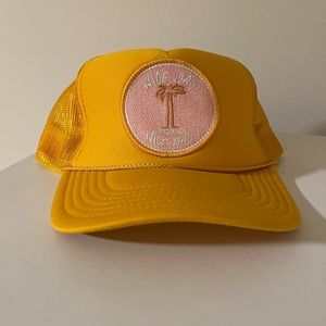 Mango trucker hat